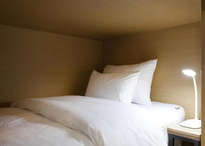 Hotel Gray *