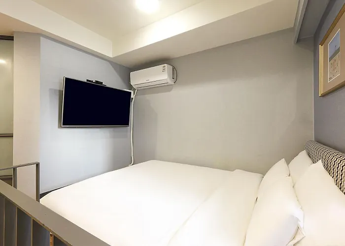 Hotel Gray