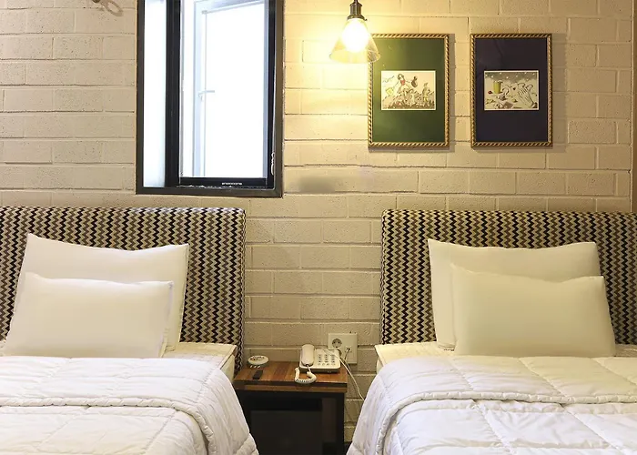 Hotel Gray
