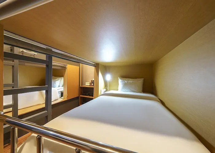 Hotel Gray